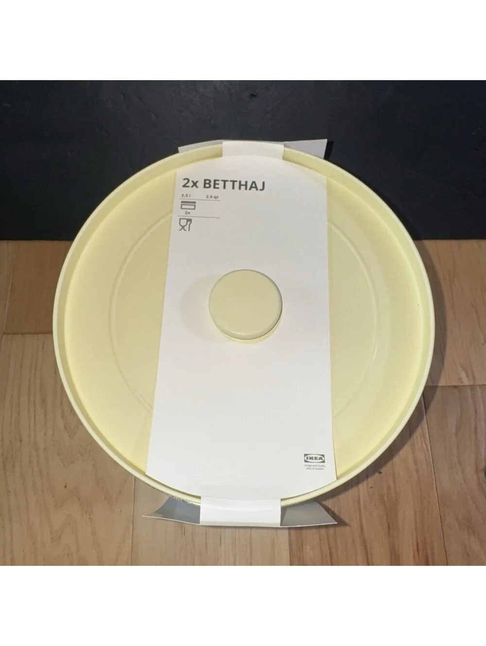 IKEA of Sweden BETTHAJ Food Storage Containers w Lids Set of 2 Yellow Blue New